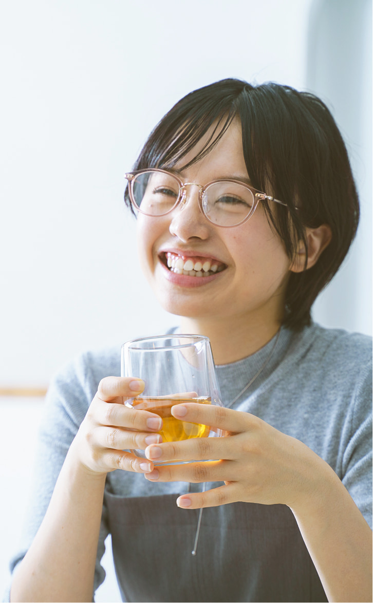 メガネをかけた女性